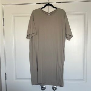 H&M Tan Relaxed Fit Short Sleeve Dress